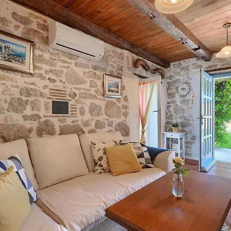Olga Holiday home