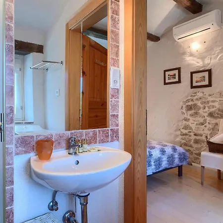 Olga Holiday home